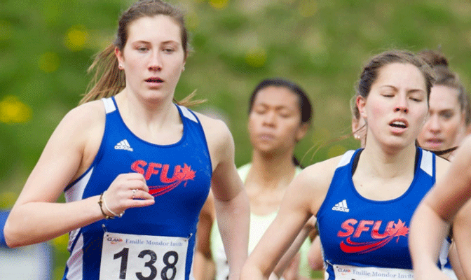 SFU's Lindsay Butterworth (left) was the top finisher amongst NCAA DII runners at last week's Erik Anderson Invitational.